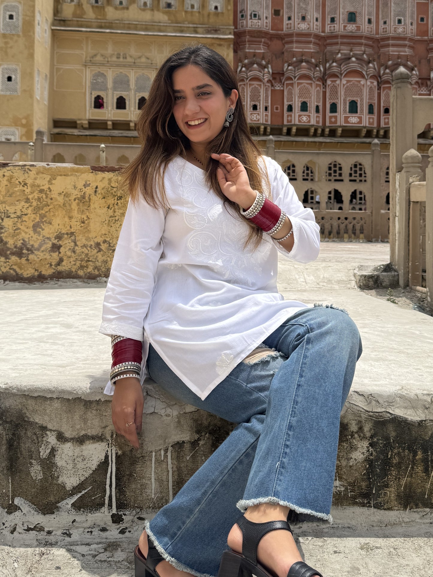 Pearl White Chikankari Kurti (Women)