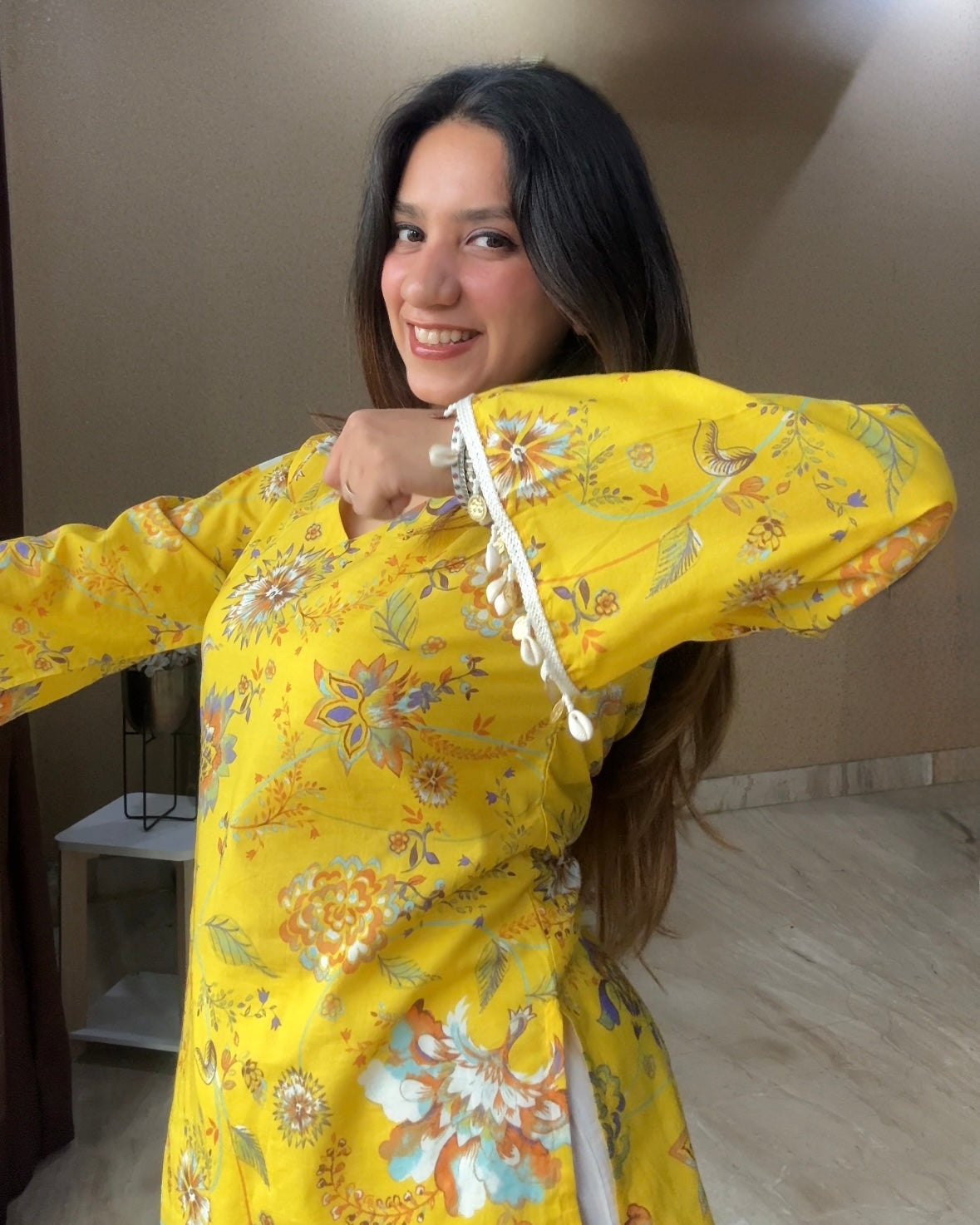Pia Short Kurti (Women)